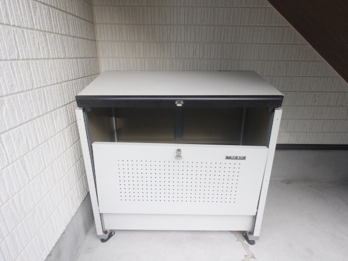 カーサ９名駅の物件外観写真