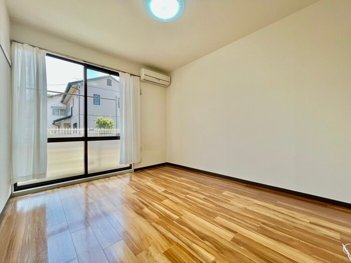 グランドール佐久間の物件内観写真