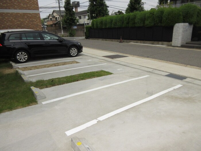 アールズヒルズ社台の物件外観写真