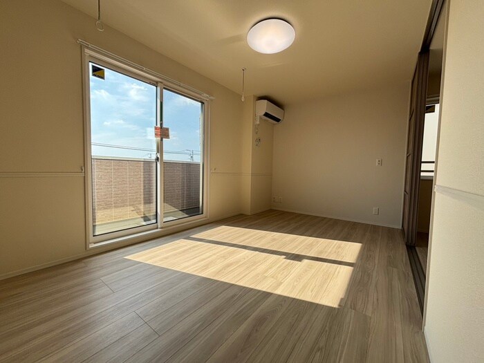 カーサ・カルーナの物件内観写真