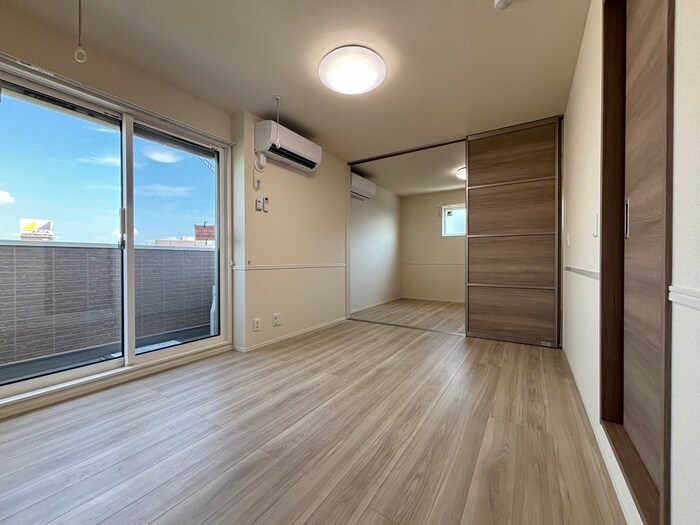 カーサ・カルーナの物件内観写真