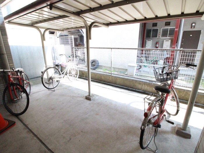 ＣＡＮＡＬ１９８６の物件外観写真