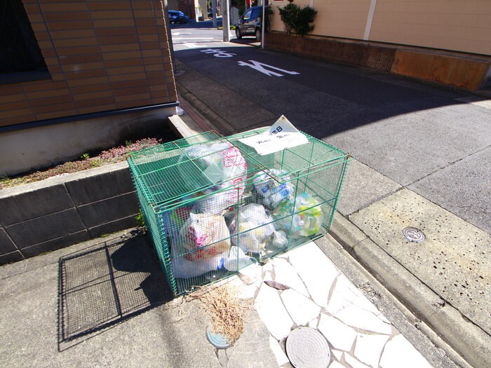 ロフト栄生の物件外観写真