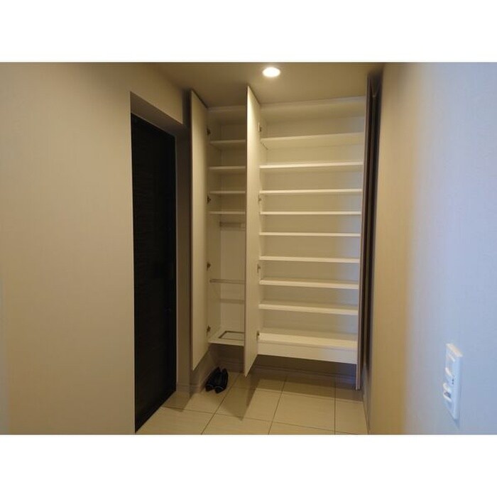 レ・ジェイド名古屋(1301)の物件内観写真