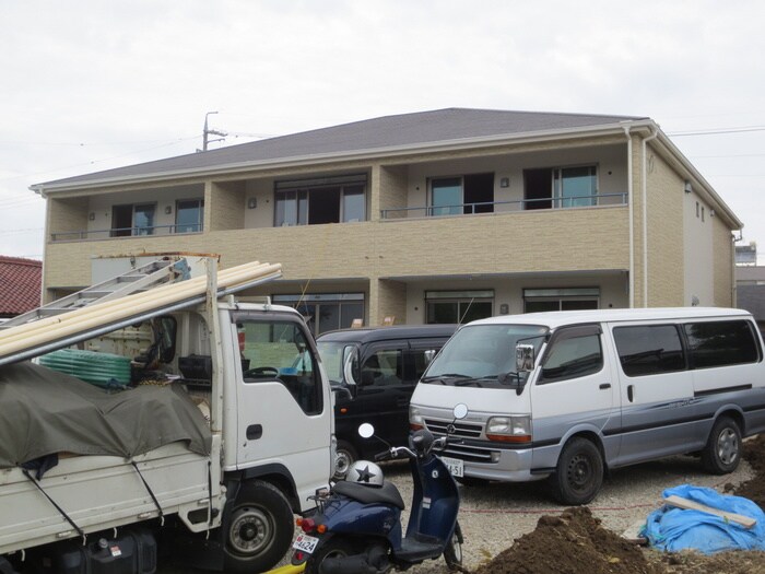 プリフォンドの物件外観写真