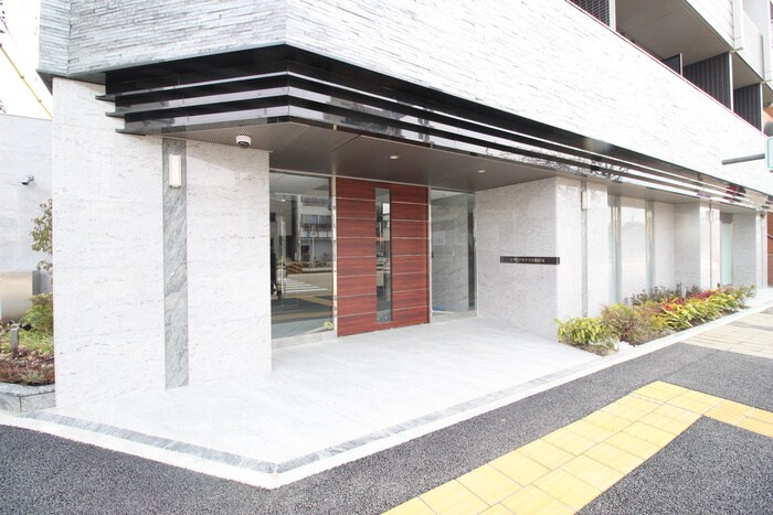 グランドゥール瑞穂通の物件外観写真