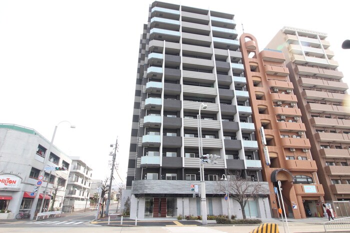 グランドゥール瑞穂通の物件外観写真