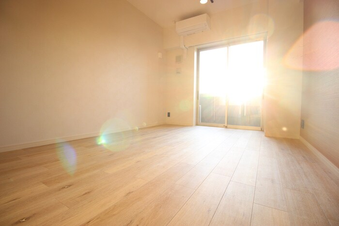 グランドゥール瑞穂通の物件内観写真