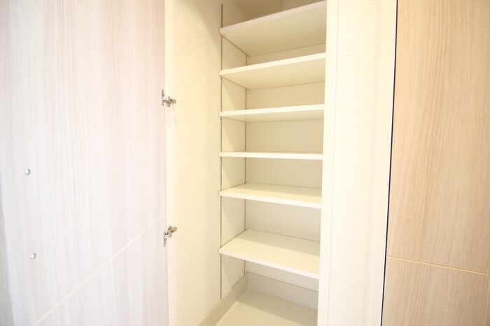 グランドゥール瑞穂通の物件内観写真