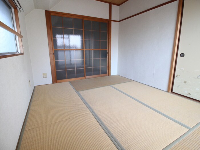 ルミネ原の物件内観写真