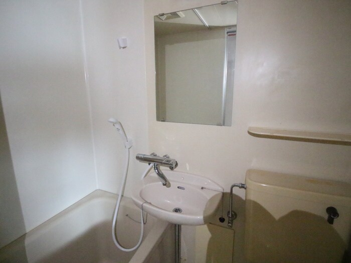 ルミネ原の物件内観写真