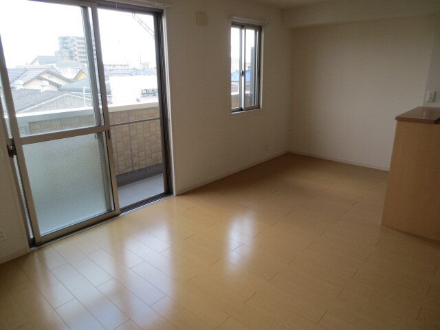 クレセントの物件内観写真