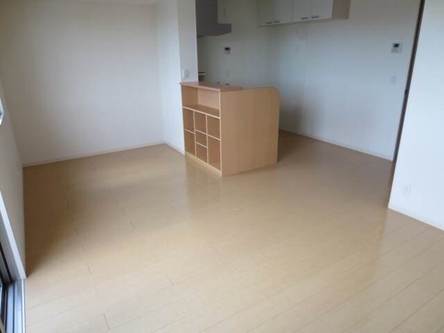 クレセントの物件内観写真