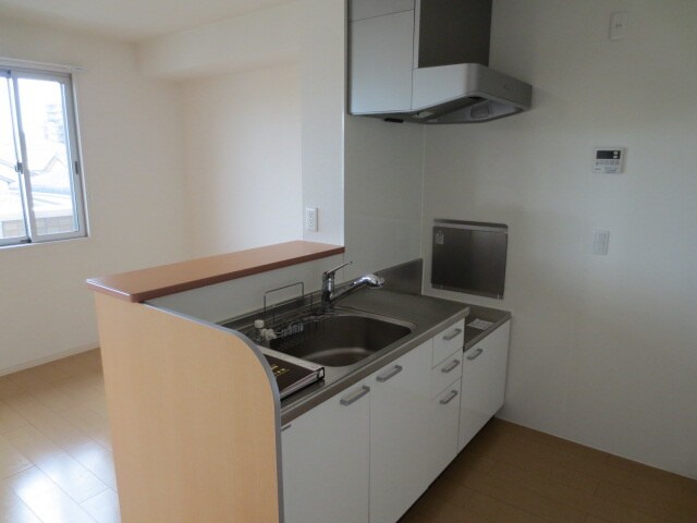 クレセントの物件内観写真