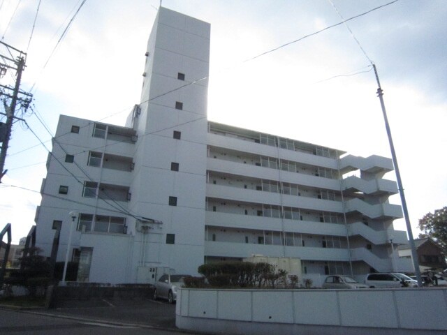 メゾン白菊の物件外観写真