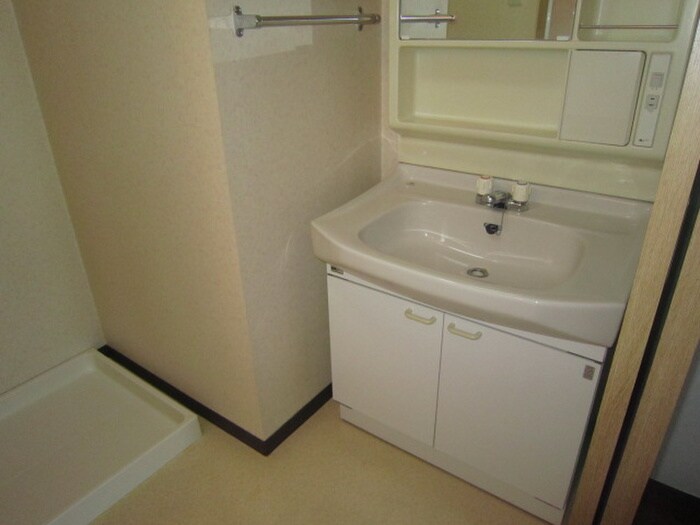 ゴ－ルドハイツ渡辺の物件内観写真