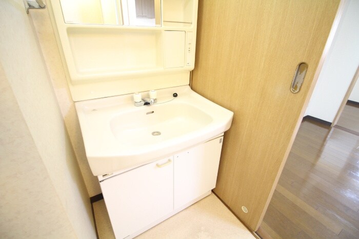 ゴ－ルドハイツ渡辺の物件内観写真