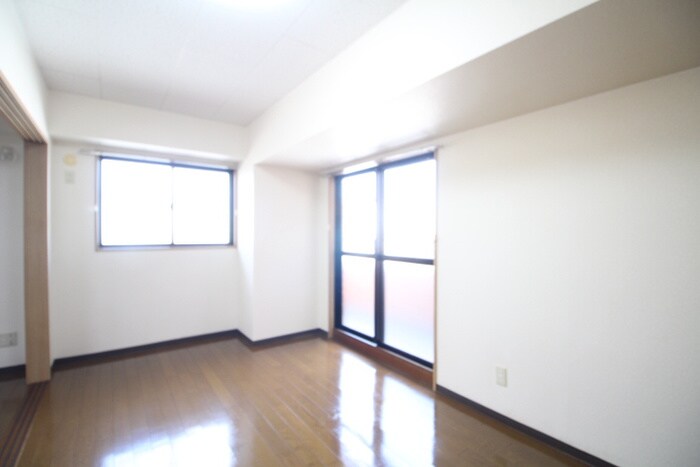 ゴ－ルドハイツ渡辺の物件内観写真