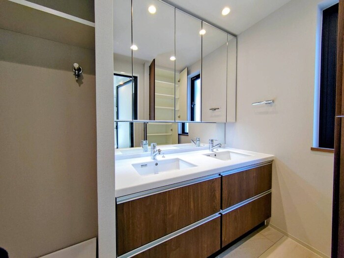 ザ・レジデンスパーク栄の物件内観写真