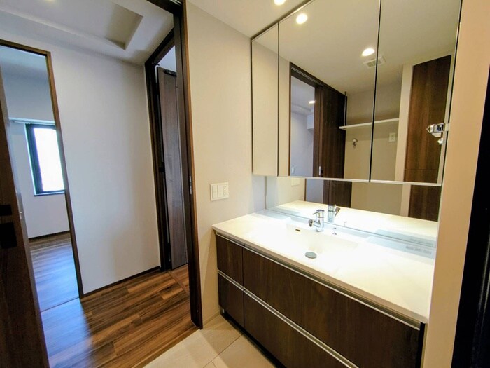 ザ・レジデンスパーク栄の物件内観写真