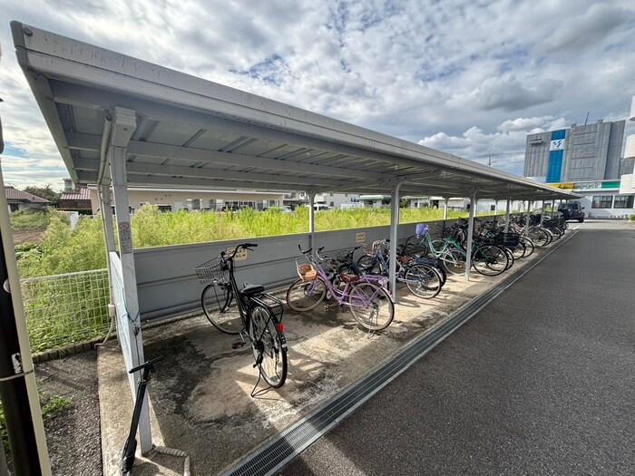 ラルゴの物件外観写真