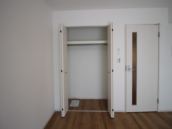 パインテール千成の物件内観写真