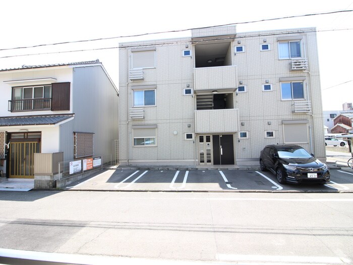 パインテール千成の物件内観写真