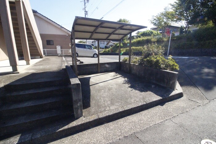 ラフィーネ石尾台の物件外観写真