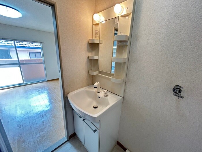 ラフィーネ石尾台の物件内観写真