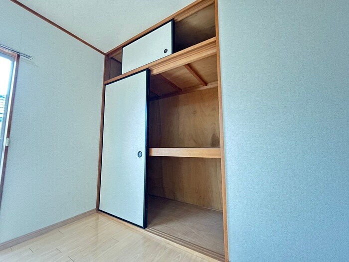 ラフィーネ石尾台の物件内観写真