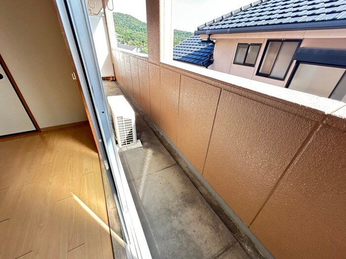 ラフィーネ石尾台の物件内観写真