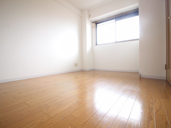 レ－ジュ至来の物件内観写真