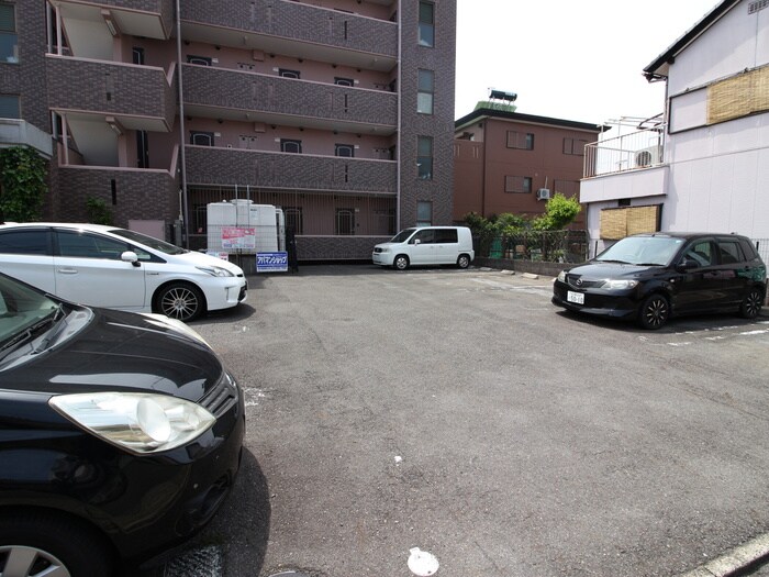 ラ・グラシュ－ズの物件外観写真