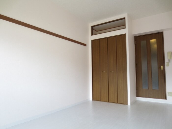 ラ・グラシュ－ズの物件内観写真