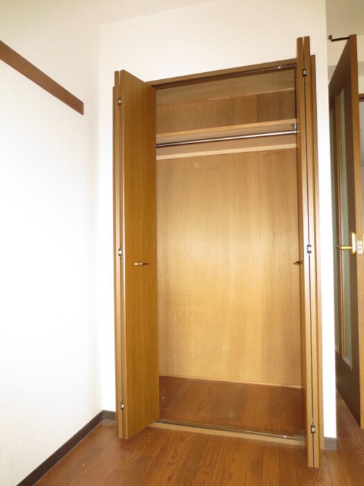 ラ・グラシュ－ズの物件内観写真