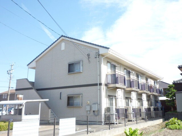 ハイツウィステリアの物件外観写真