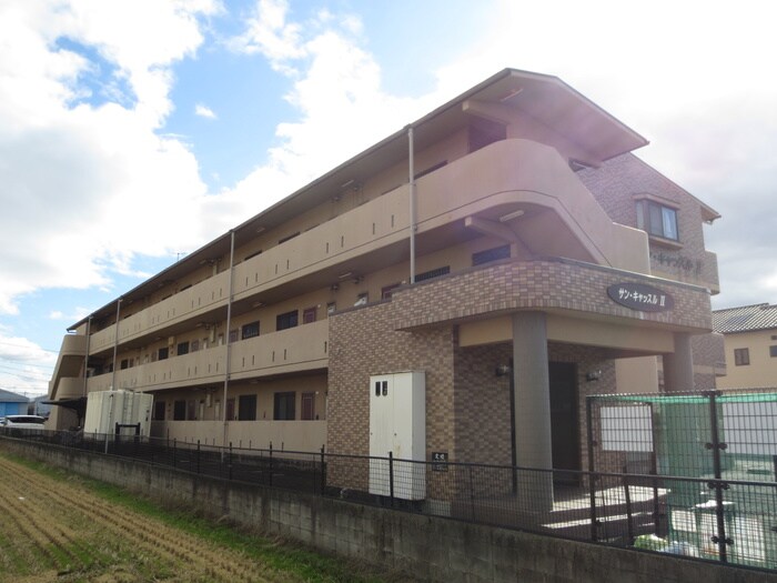 サンキャッスルⅡの物件外観写真