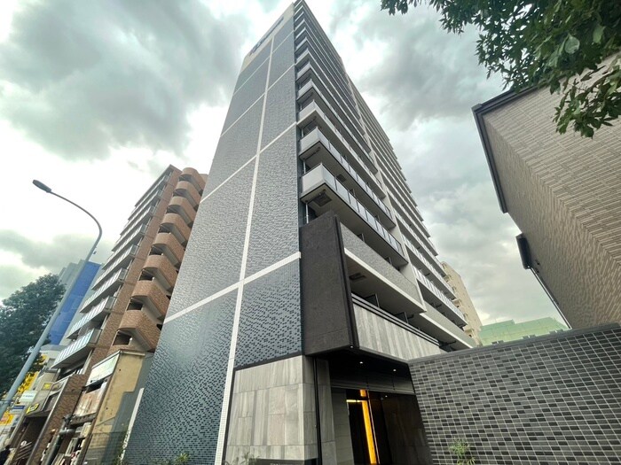 ﾌﾟﾚｻﾝｽ上前津ｵﾚｼｱの物件外観写真