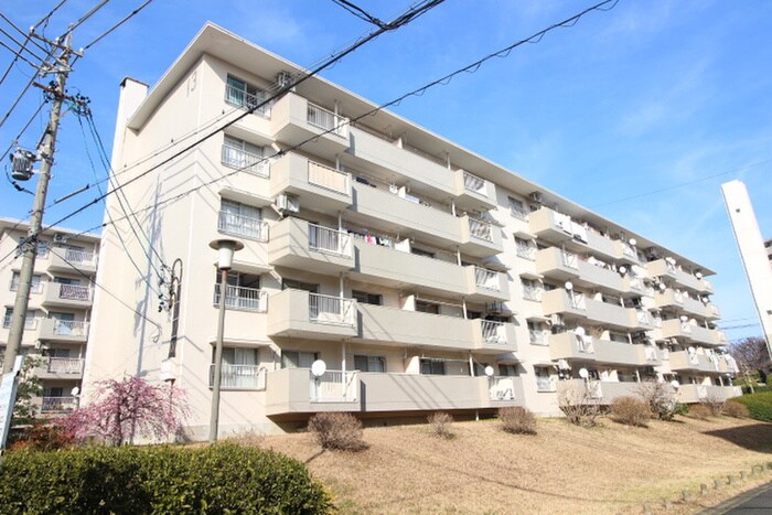 西一社団地13号棟（302）の物件外観写真