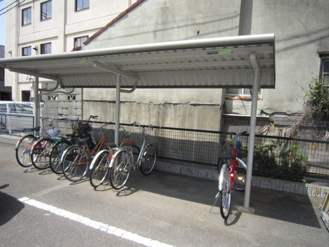 ブルックスキュ－ブの物件外観写真