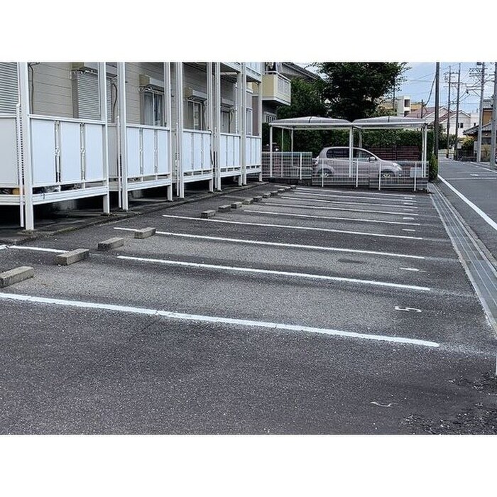 Surplus One MODEの物件外観写真