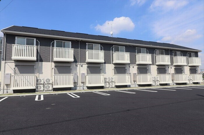 メゾン・マリオットの物件外観写真