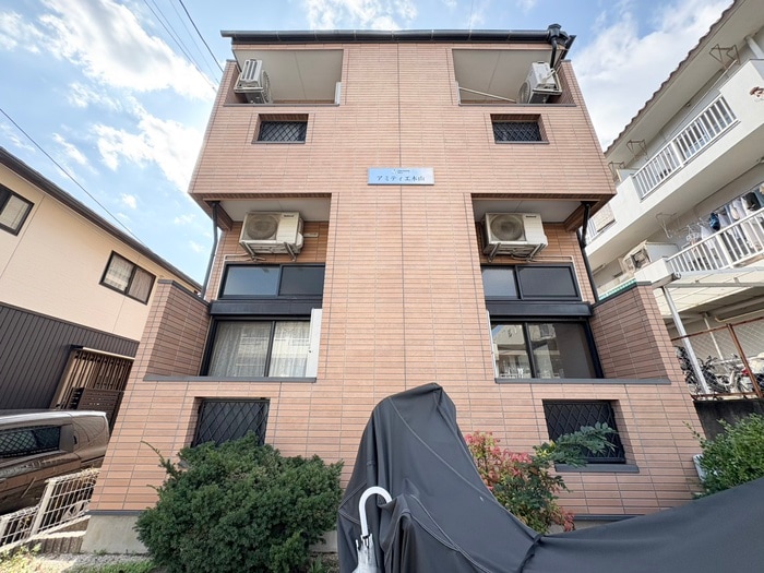 アミティエ本山の物件外観写真