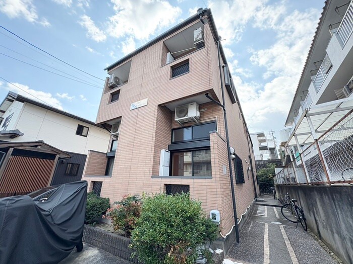 アミティエ本山の物件外観写真