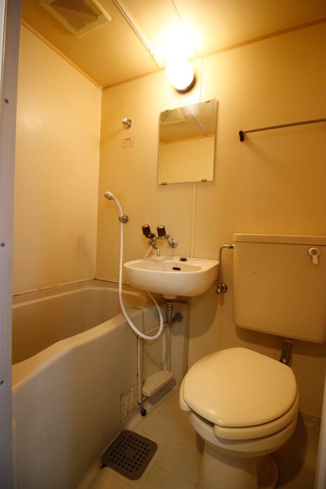 アクシス金城町の物件内観写真