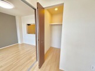 ルーエ大彦の物件内観写真