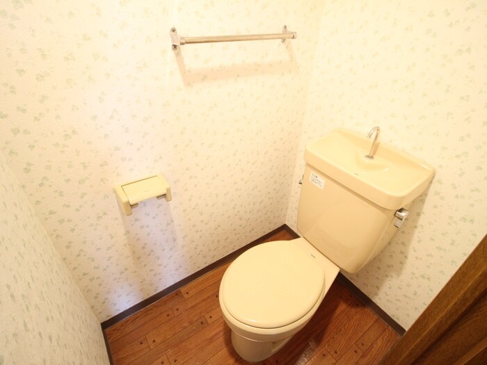 ラフィネ高峯の物件内観写真