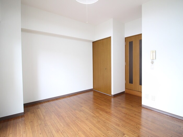 ラフィネ高峯の物件内観写真