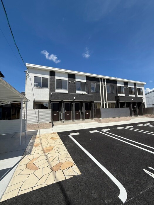 ドエル・ルピナスの物件外観写真