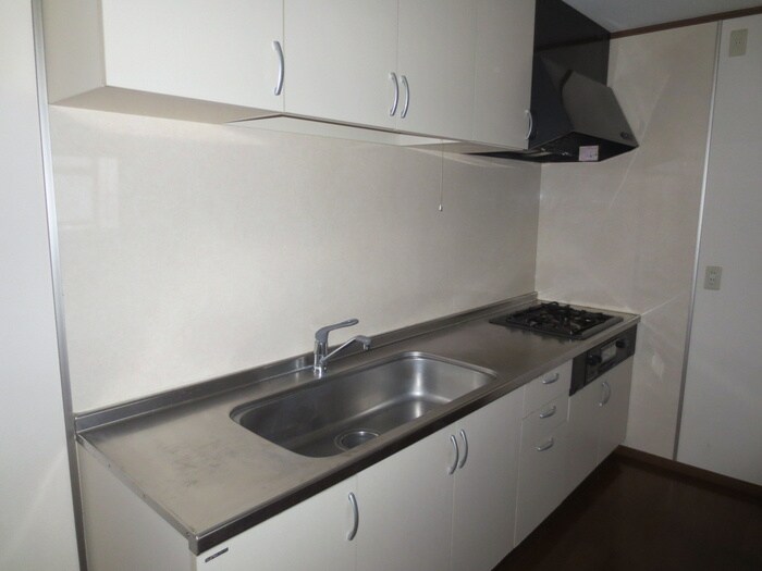 ユタカハイツの物件内観写真